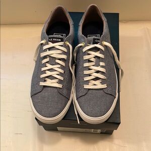 Cole Haan Women’s Blue and White Sneakers Retro-Inspired Casual